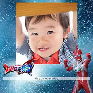 ウルトラマンオメガのフォトブック表紙（縦写真）